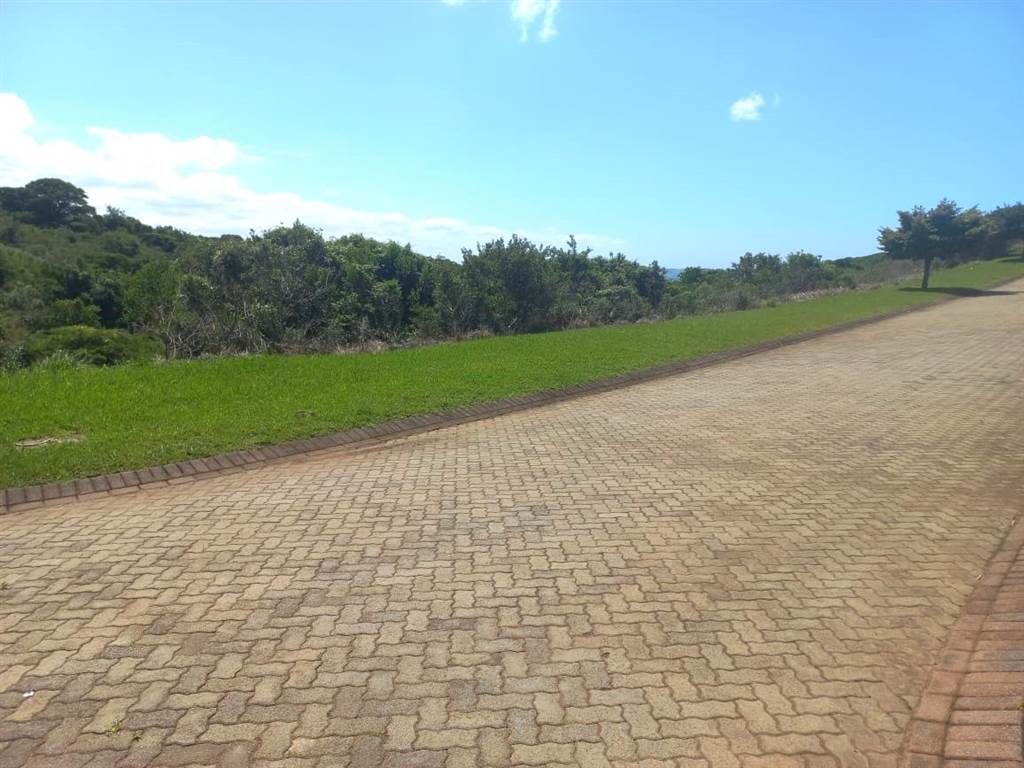 1131 m² Land available in Khamanga Bay photo number 11