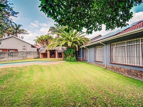 3 Bedroom House 3 Bedroom House