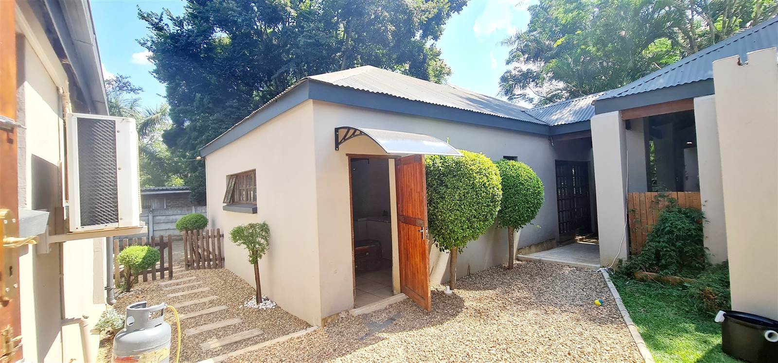 4 Bed House in Louis Trichardt photo number 13