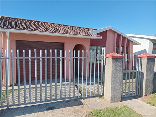 3 Bedroom House 3 Bedroom House