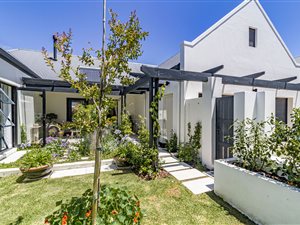 House in Croydon Vineyard Estate