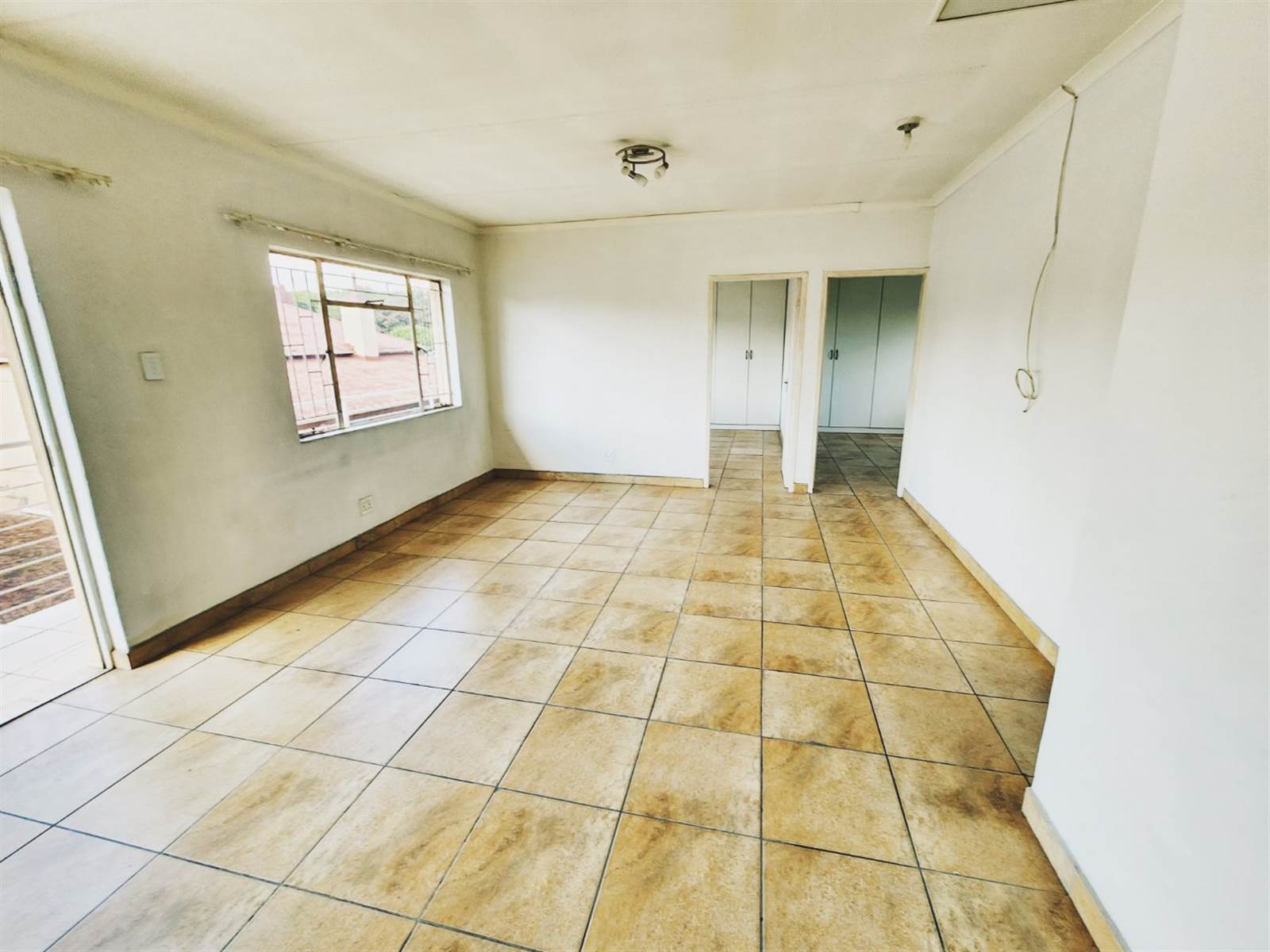 2 Bed Apartment in Northmead photo number 6
