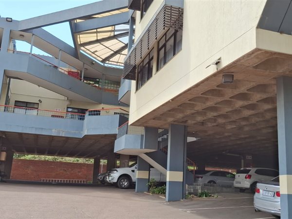 117 m² Office Space 117 m² Office Space