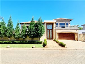 5 Bed House in Raslouw Glen