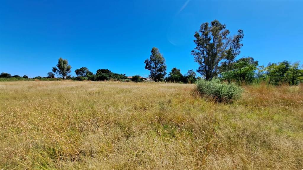 3091 m² Land available in Koster photo number 5