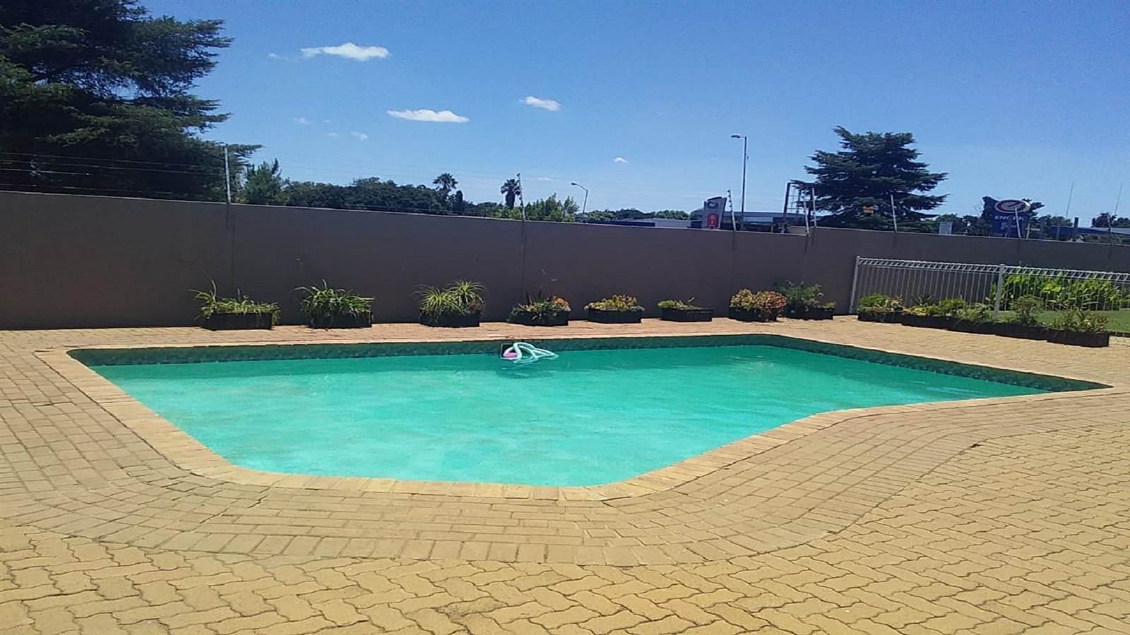 2 Bed Townhouse in Bronkhorstspruit photo number 20