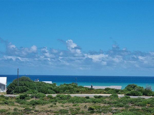 600 m² Land available in Struisbaai
