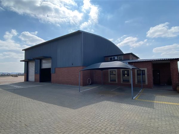 617 m² Industrial space 617 m² Industrial space