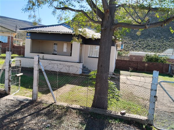 3 Bedroom House 3 Bedroom House