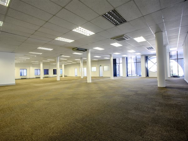 633  m² Office Space in Tyger Valley