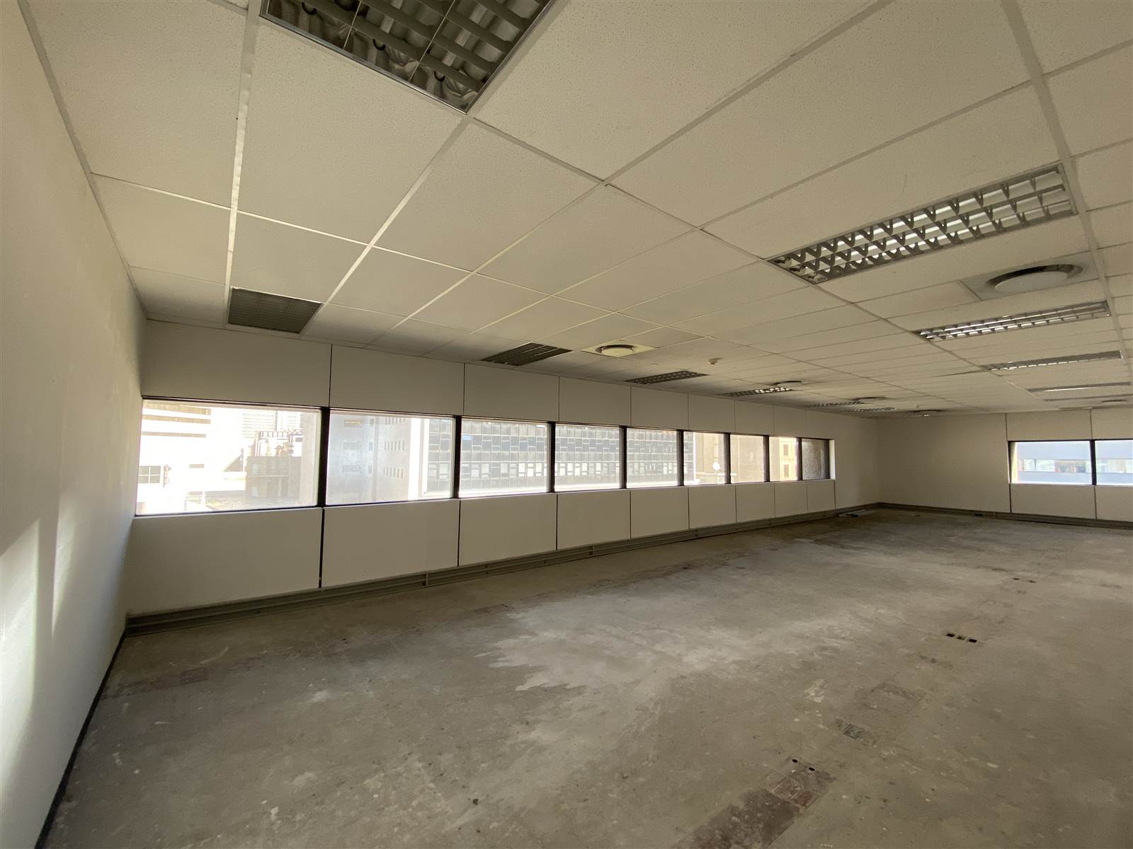 422  m² Commercial space in Cape Town City Centre photo number 8