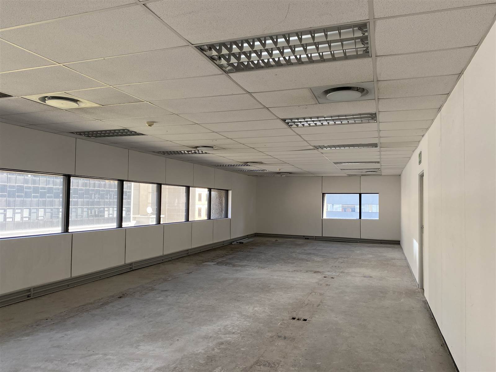 422  m² Commercial space in Cape Town City Centre photo number 7