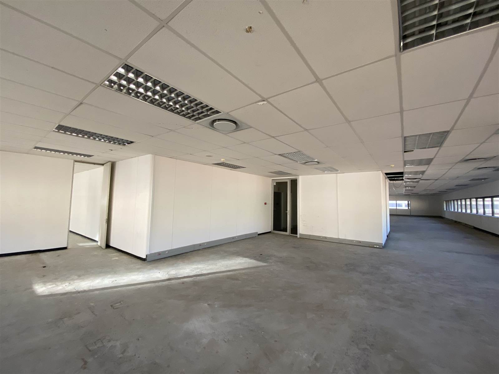 422  m² Commercial space in Cape Town City Centre photo number 6