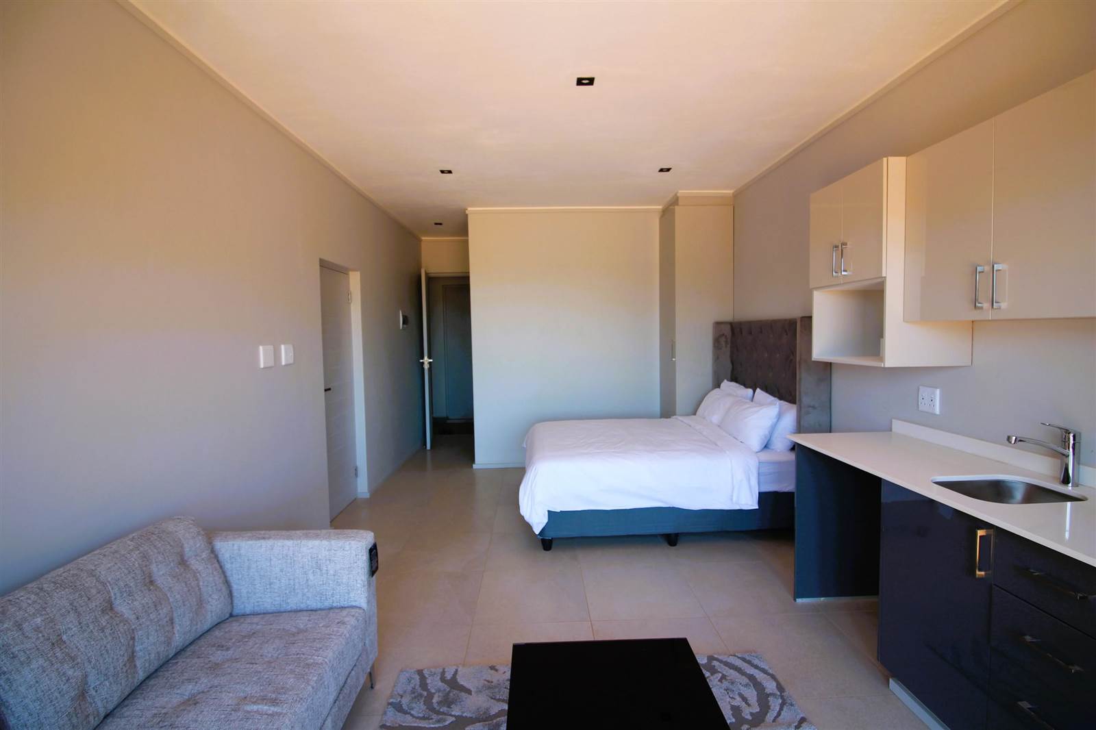 1 Bed Apartment in Zimbali Lakes Resort photo number 4
