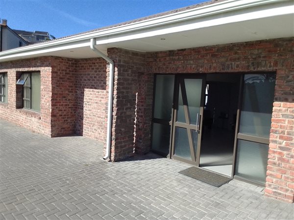 4 Bedroom House 4 Bedroom House