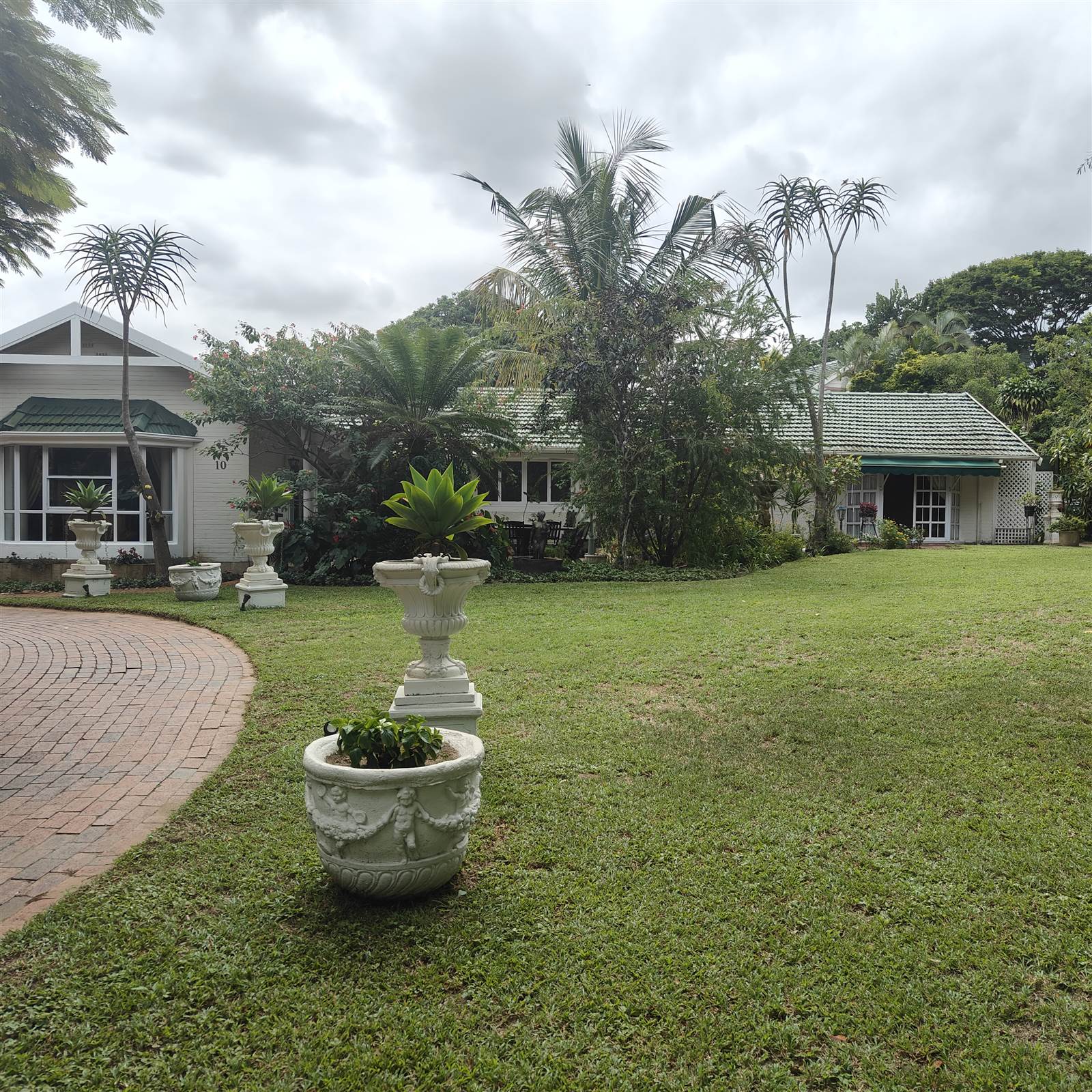 5 Bed House in Mt Edgecombe Estate 1 & 2 photo number 1