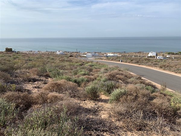 415 m² Land available in St Helena Views