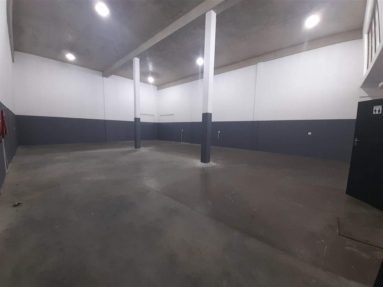 342  m² Industrial space in Pomona photo number 2