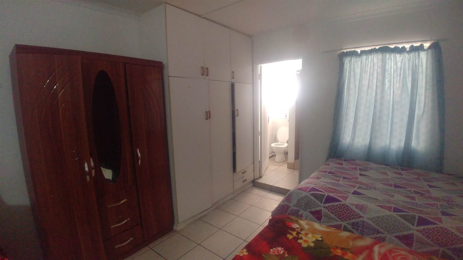 1 Bed Apartment in Pietermaritzburg Central photo number 1