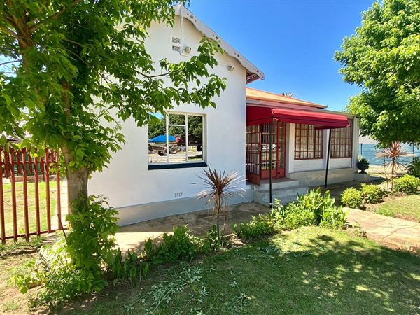 280  m² Commercial space in Parys