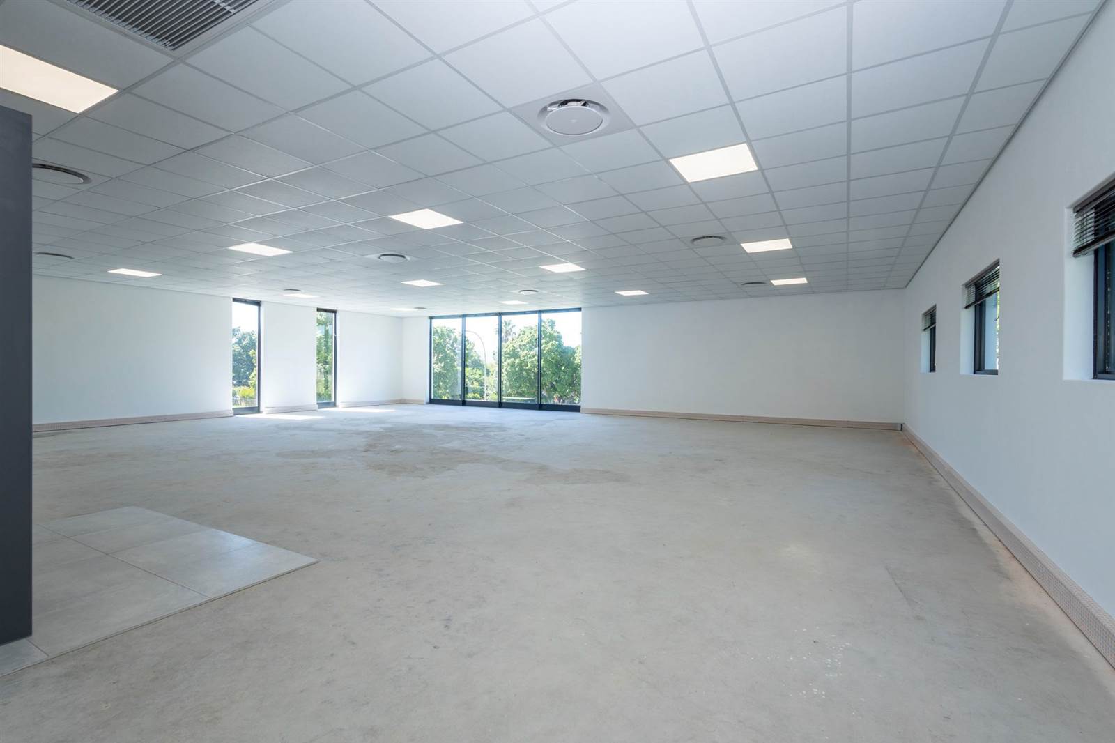 169  m² Commercial space in Wellway Park photo number 5