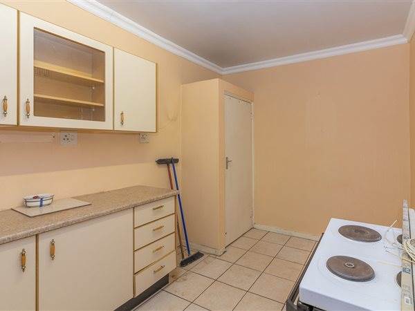 3 Bed House in Kroonstad photo number 4