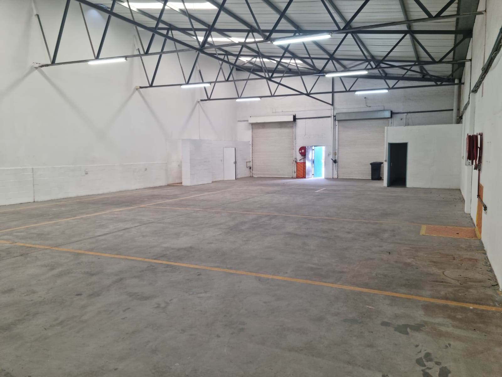 410  m² Industrial space in Strand Central photo number 4