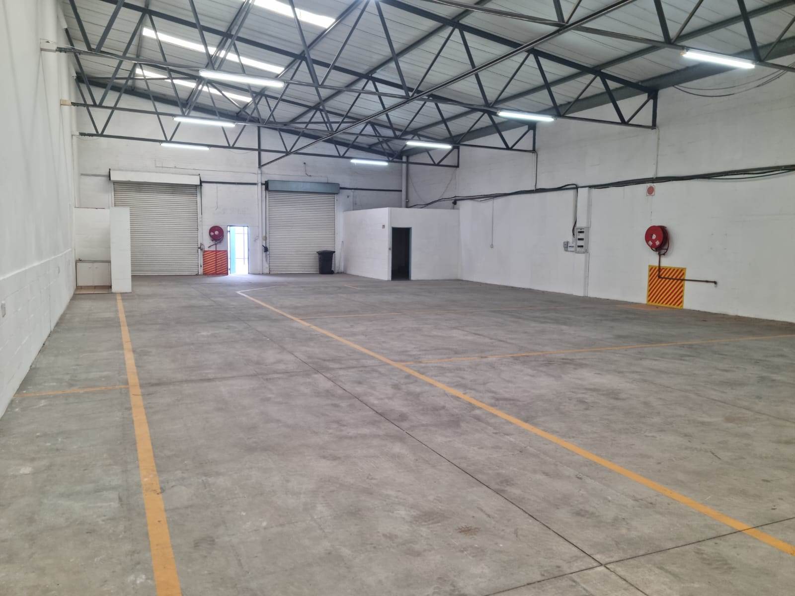 410  m² Industrial space in Strand Central photo number 6