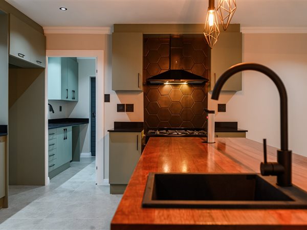 3 Bedroom House 3 Bedroom House