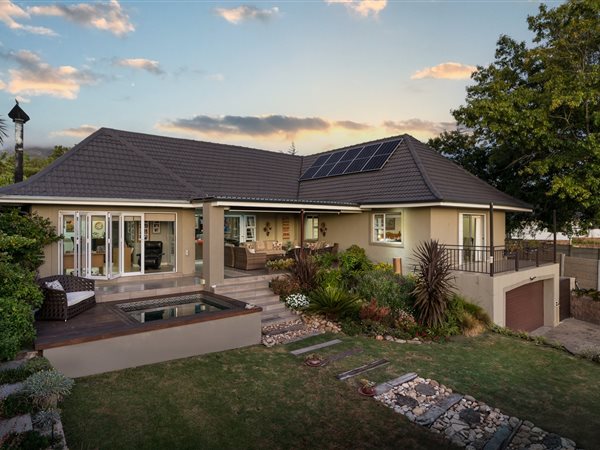 3 Bedroom House 3 Bedroom House