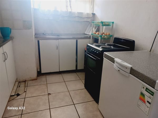 2 Bed Flat in Fairview