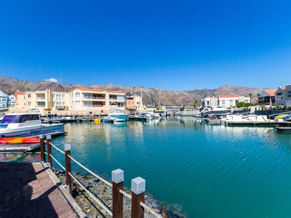 3 Bed Apartment in Harbour Island