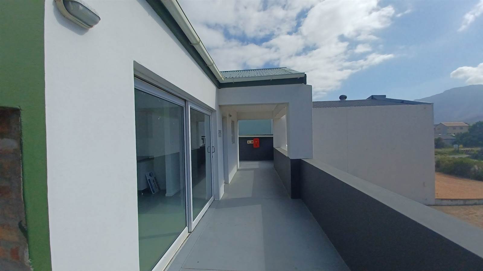 320  m² Commercial space in Pringle Bay photo number 27