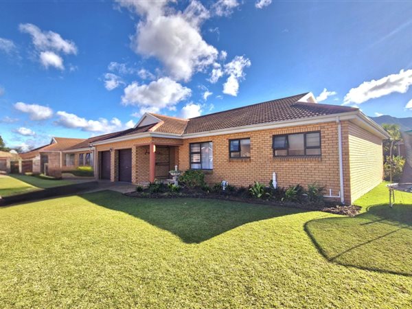 3 Bedroom Townhouse 3 Bedroom Townhouse
