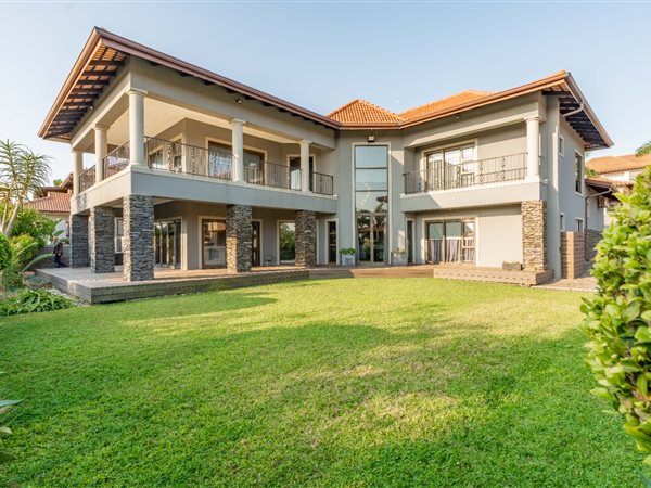 4 Bedroom House 4 Bedroom House