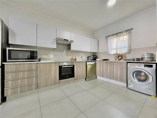 2 Bed Apartment