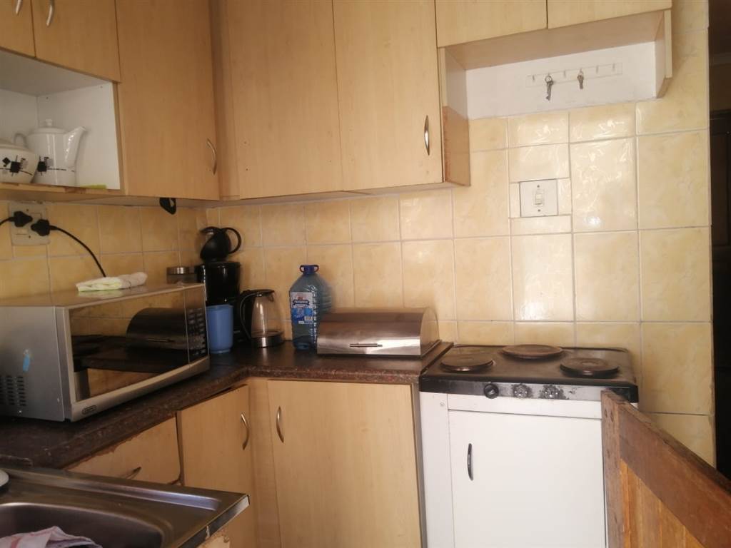 2 Bed House in Boitekong photo number 2