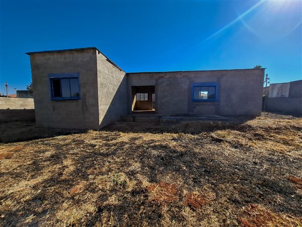 2 Bedroom House
