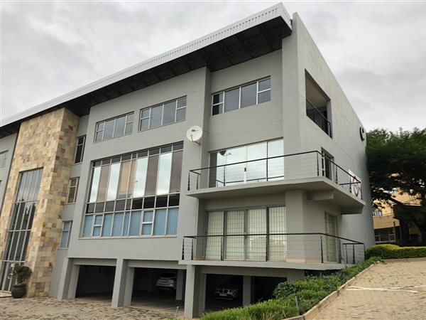 237  m² Commercial space in Kyalami