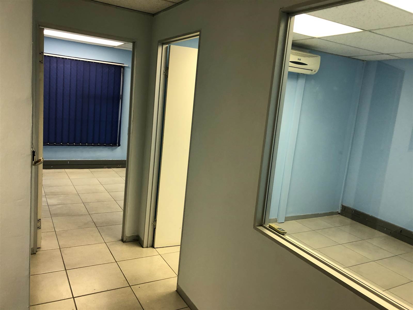 237  m² Commercial space in Kyalami photo number 12