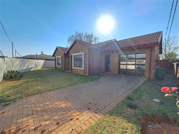 2 Bedroom House