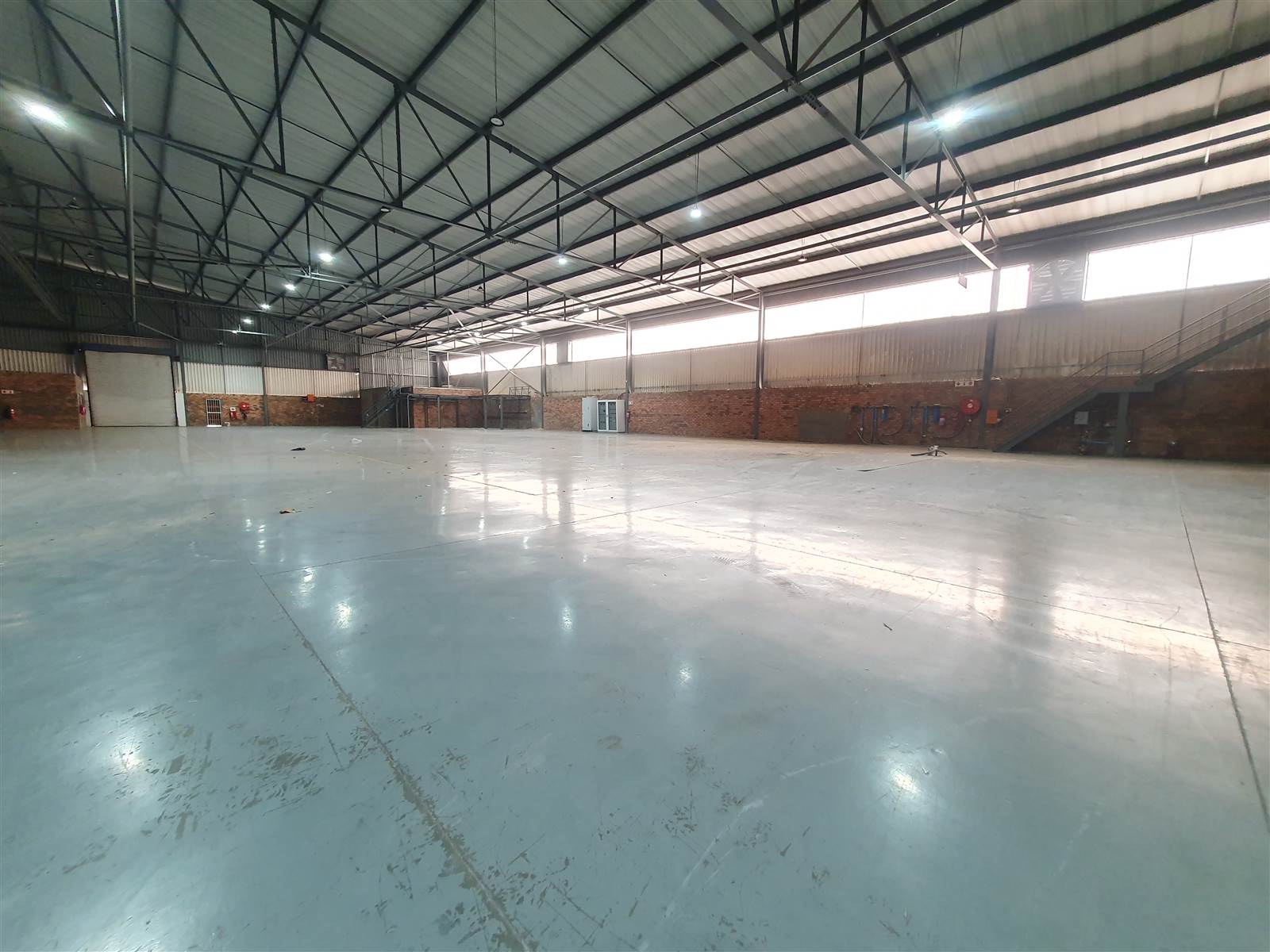 2515  m² Industrial space in Ormonde photo number 10