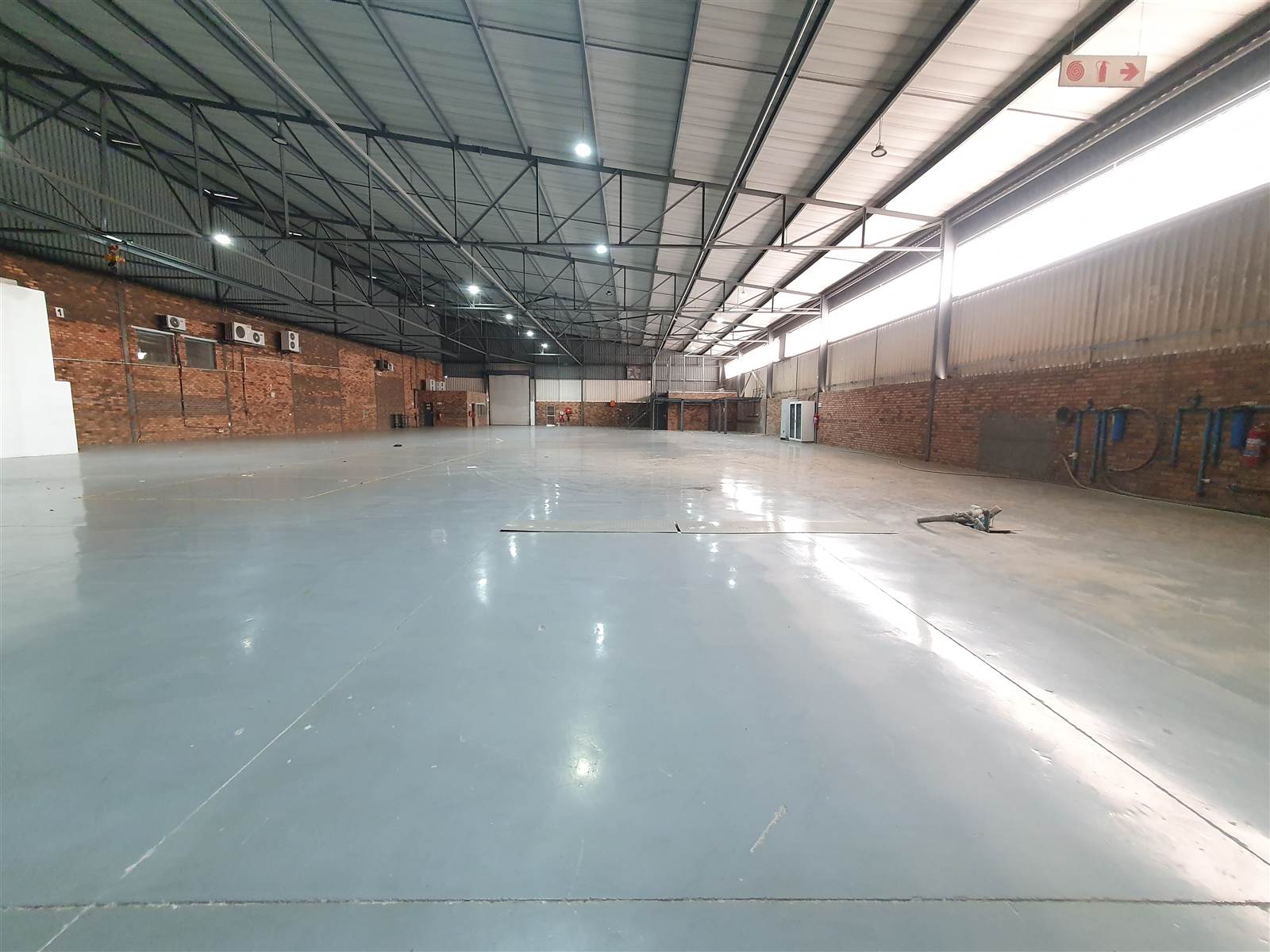 2515  m² Industrial space in Ormonde photo number 4