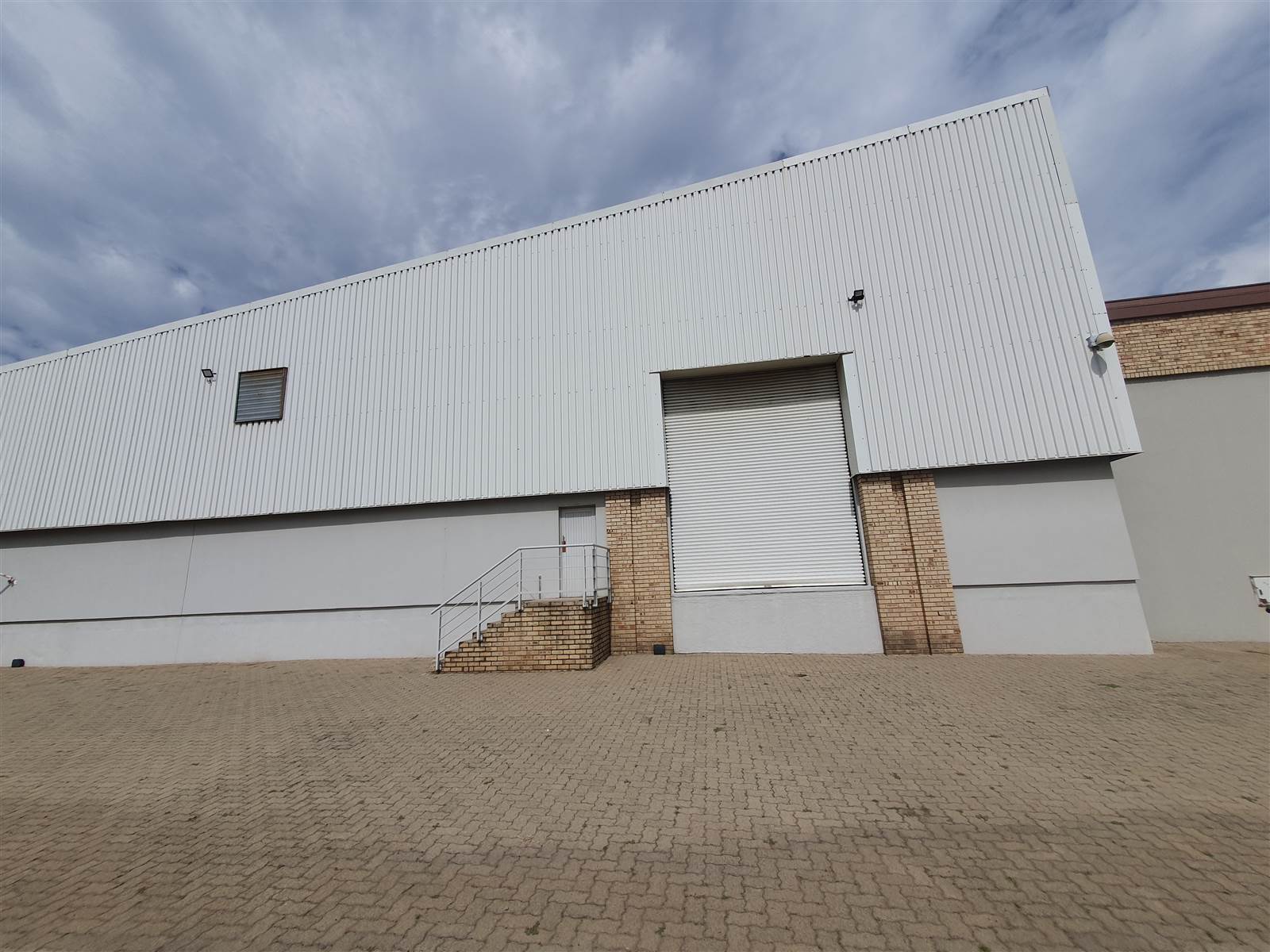 2515  m² Industrial space in Ormonde photo number 2