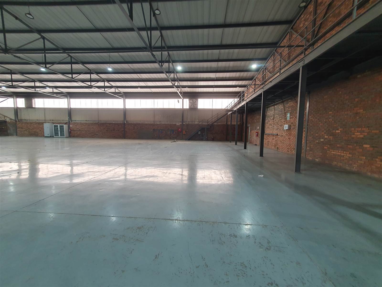 2515  m² Industrial space in Ormonde photo number 11