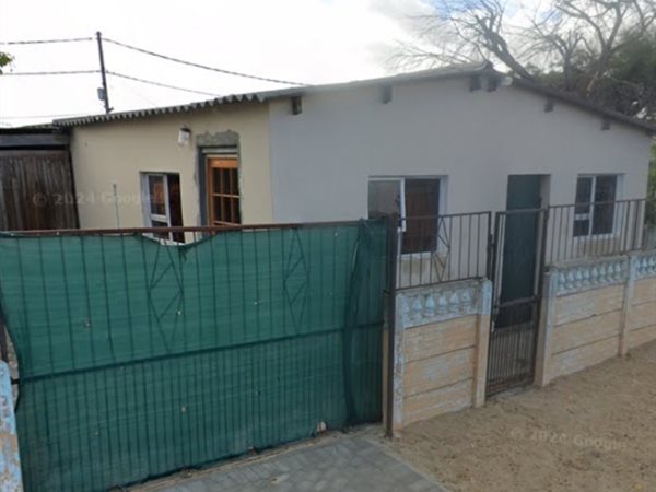 2 Bed House in Roosendal