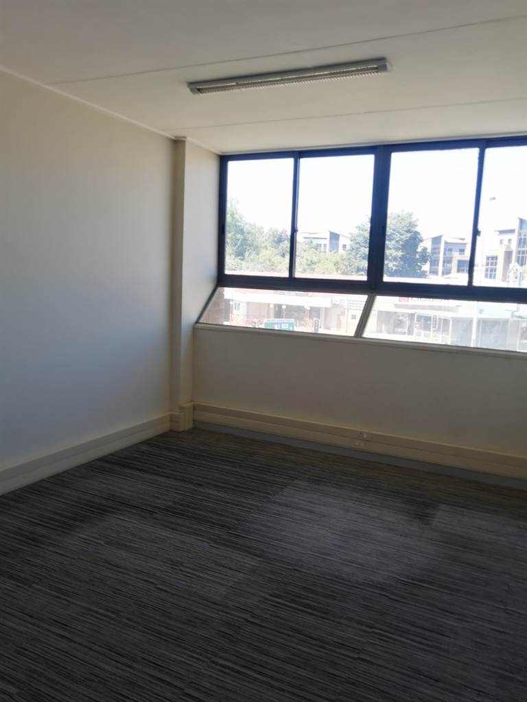 1470  m² Commercial space in Centurion CBD photo number 22