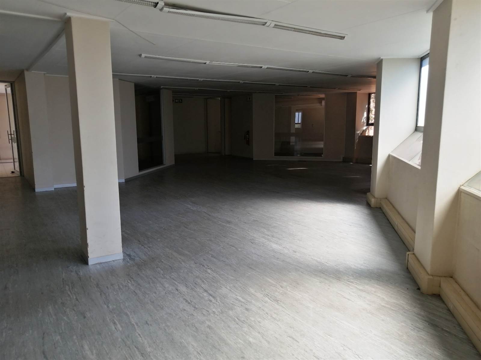 1470  m² Commercial space in Centurion CBD photo number 12