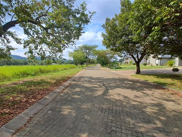 1087 m² Land available in Hazyview