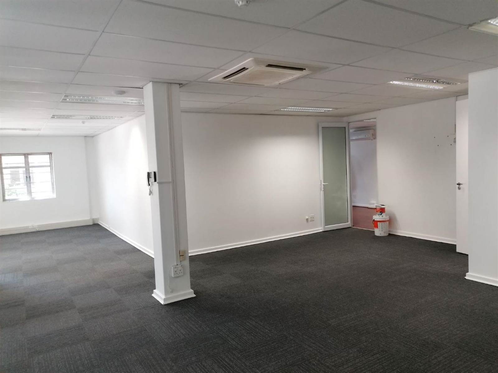 1088  m² Commercial space in Bryanston photo number 9